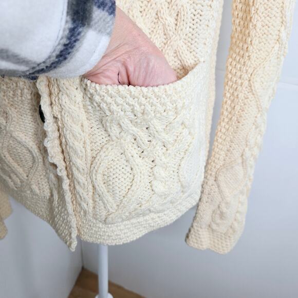Inis Crafts NWT Irish made button down sweater large ivory cream - Picture 6 of 17